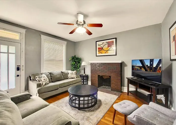 Historic First Floor Unit In Shaw Community Stl 1W