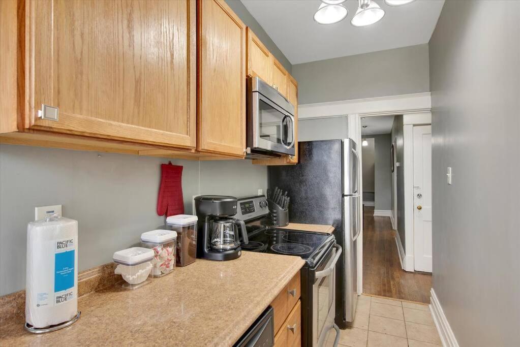 Holiday home Historic First Floor Unit In Shaw Community Stl 1w